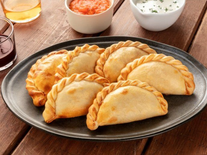 Prensa para empanadas 2 en 1 🥟